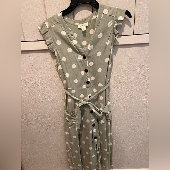 Monteau Dresses & Skirts - Monteau Green Polka Dot Midi Dress
